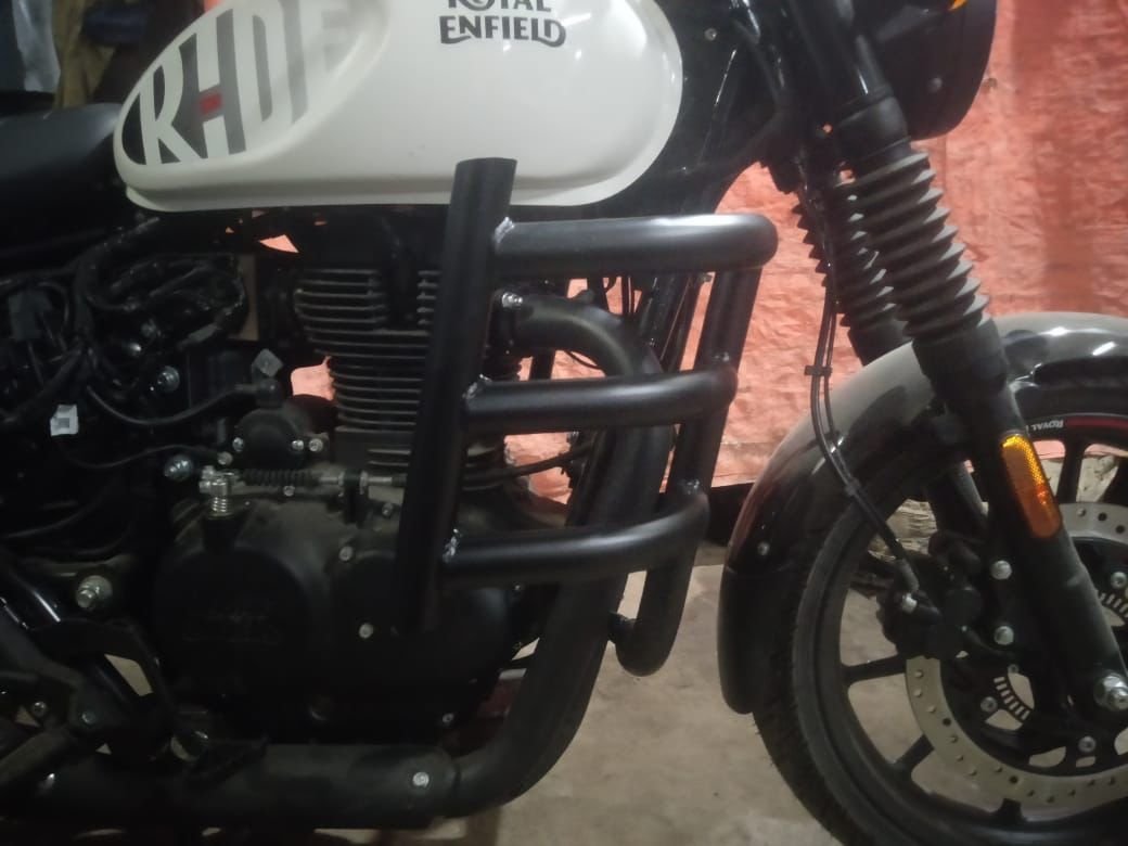 New Airfly 3 Rod Crash Guard for Royal Enfield Hunter 350 - Black